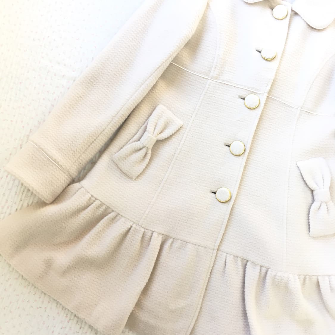 LODISPOTTO/  크림 리본 프릴 코트 히메갸루 라떼갸루 리본코트 상품이미지4