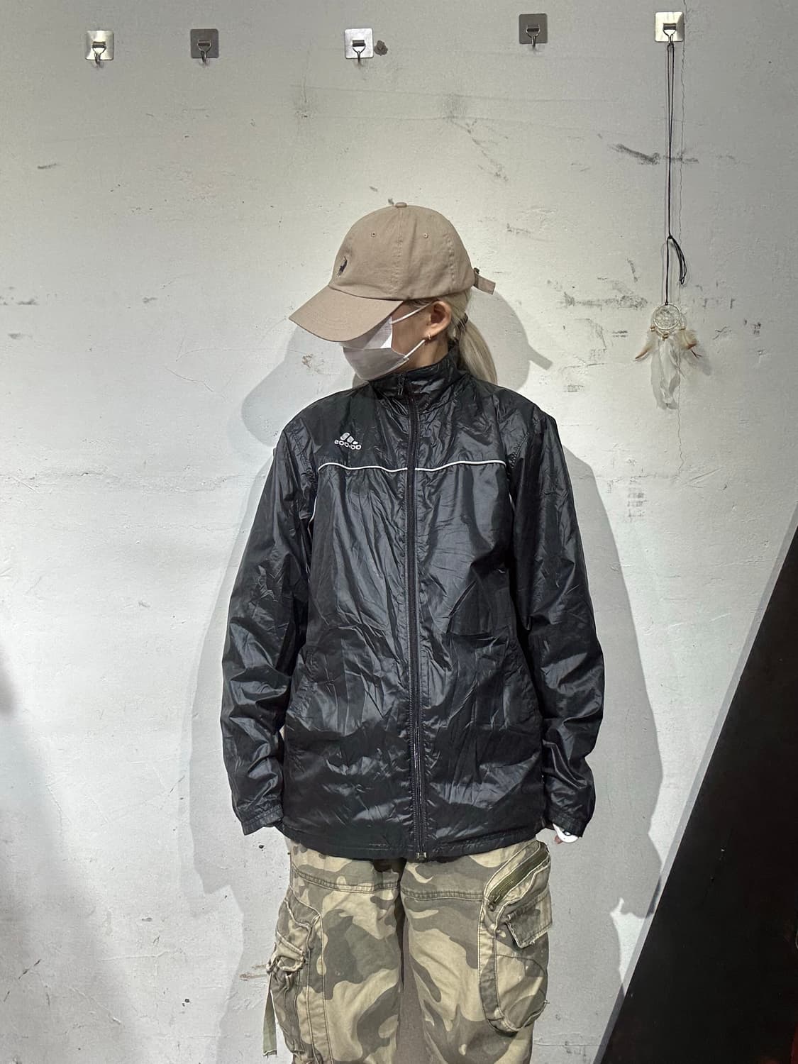 아디다스 블랙 로고 바람막이 자켓 L 상품이미지2