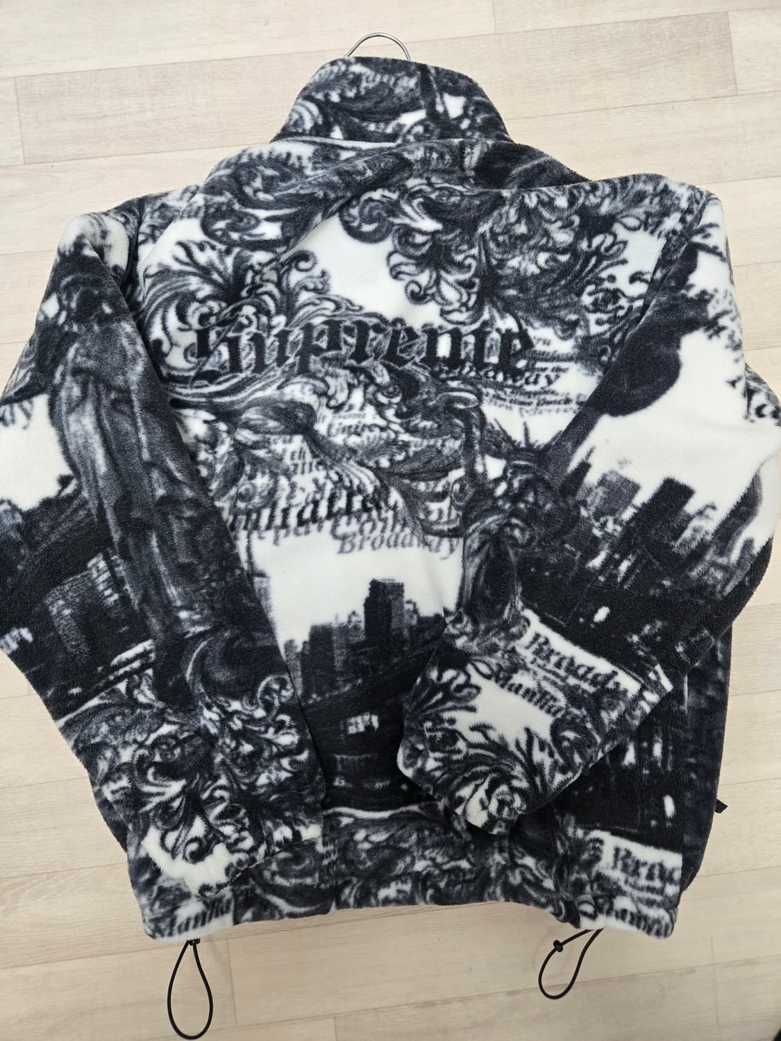 슈프림 뉴욕 플리스자켓m 상품이미지2