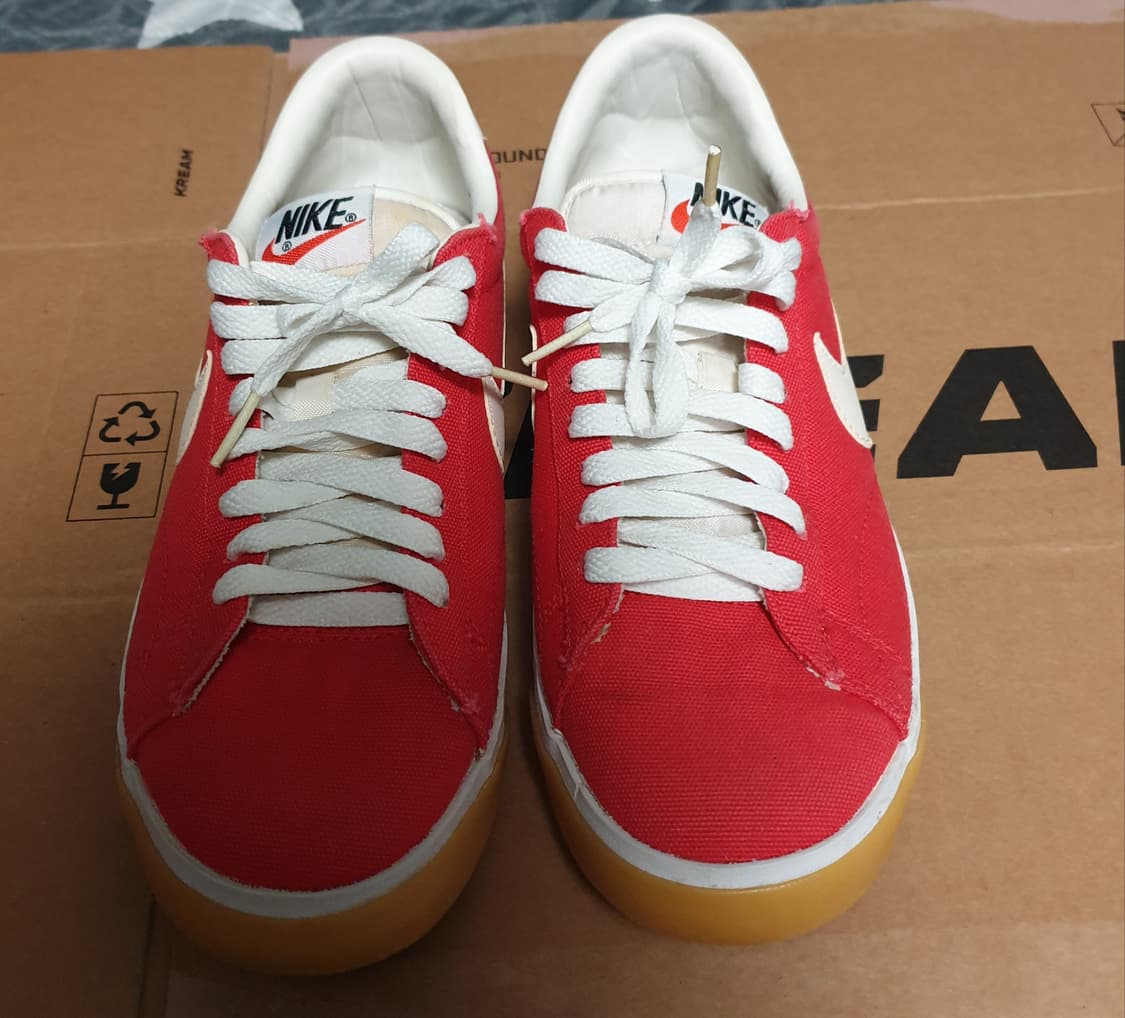 나이키 테니스 클래식 스니커즈 유니버시티레드 (260) 상품이미지3