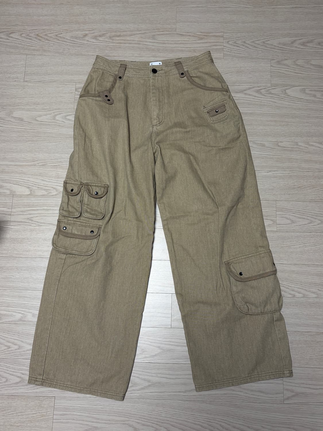 더콜디스트모먼츠 multi cargo pants (beige)  상품이미지2