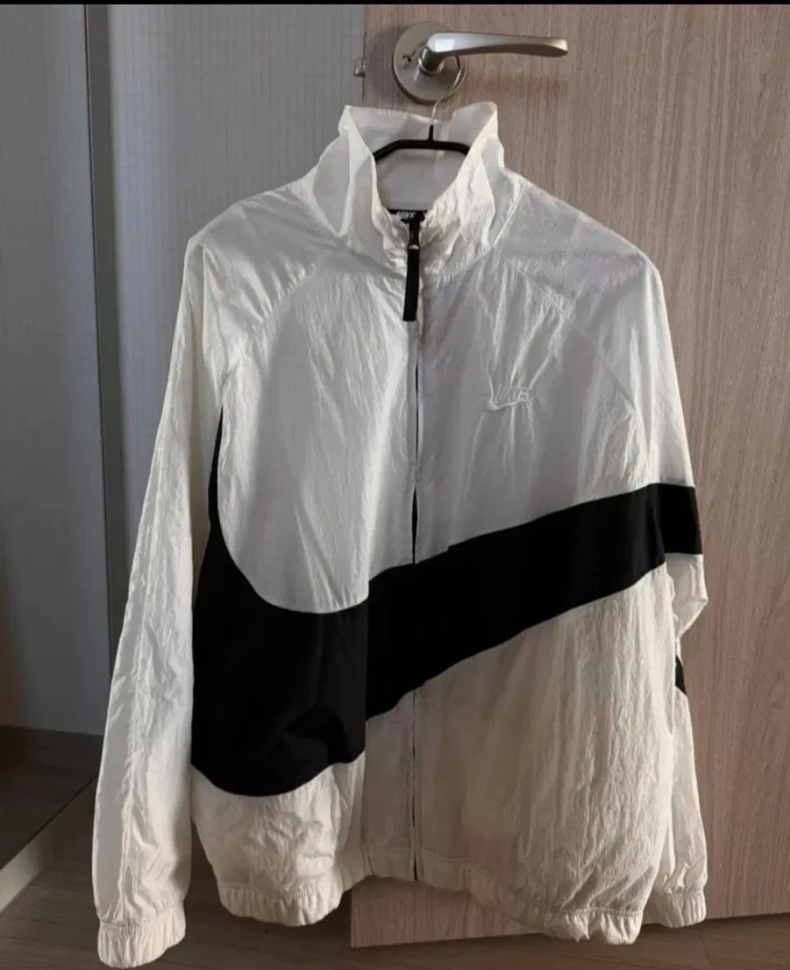 나이키 빅스우시 바람막이 상품이미지1