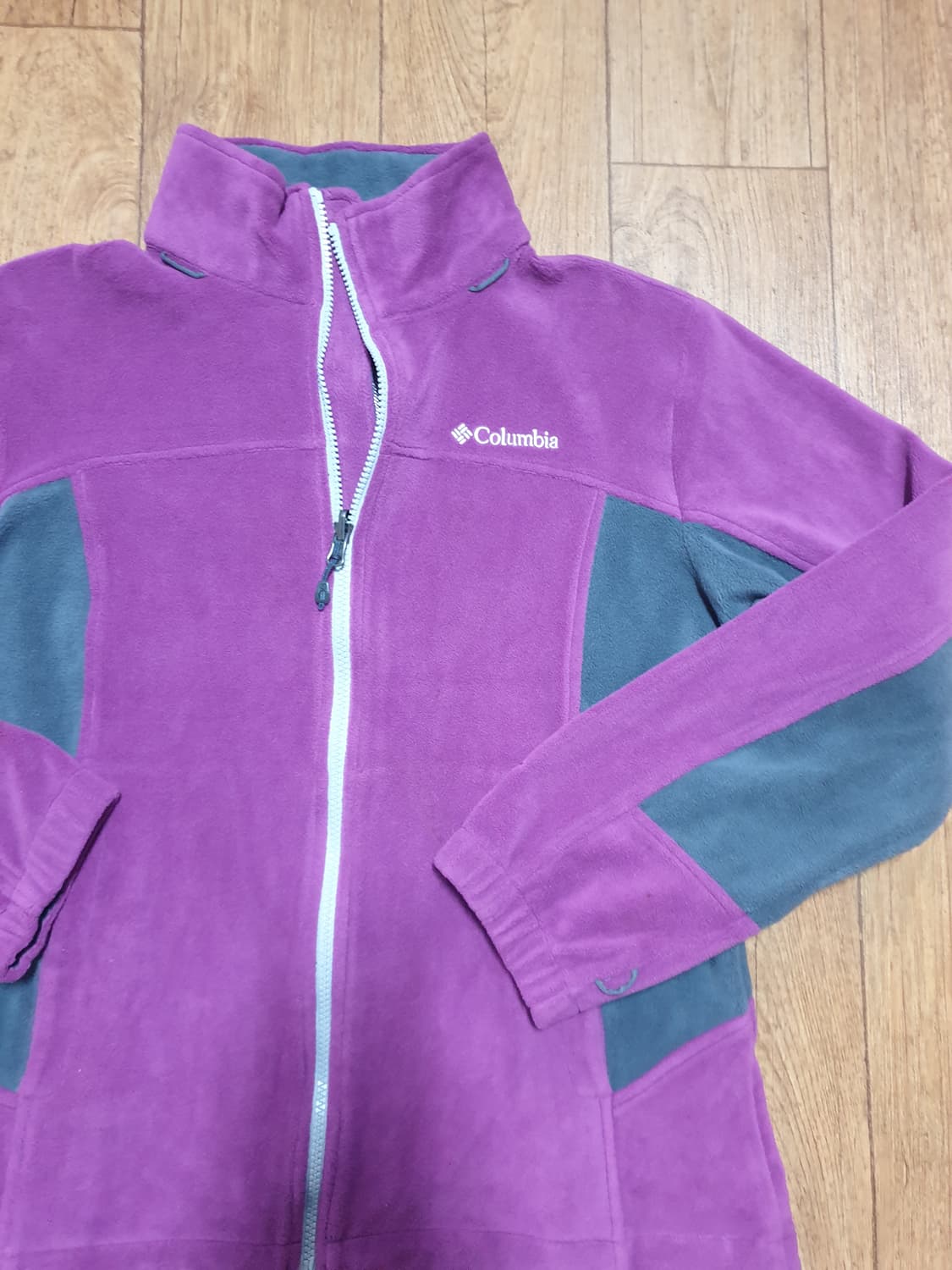 1213 컬럼비아 아웃도어 후리스 105 사이즈입니다 상품이미지3