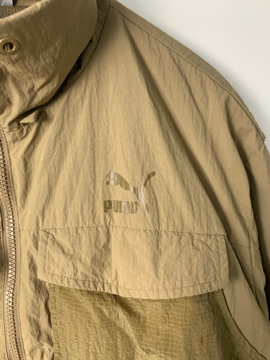 푸마 로고 포켓 카키 바람막이 자켓 상품이미지4