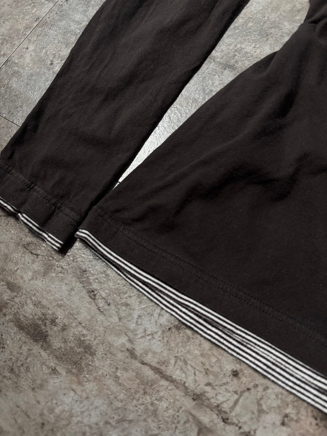 버튼 넥 레이어드 롱 슬리브 티 상품이미지2