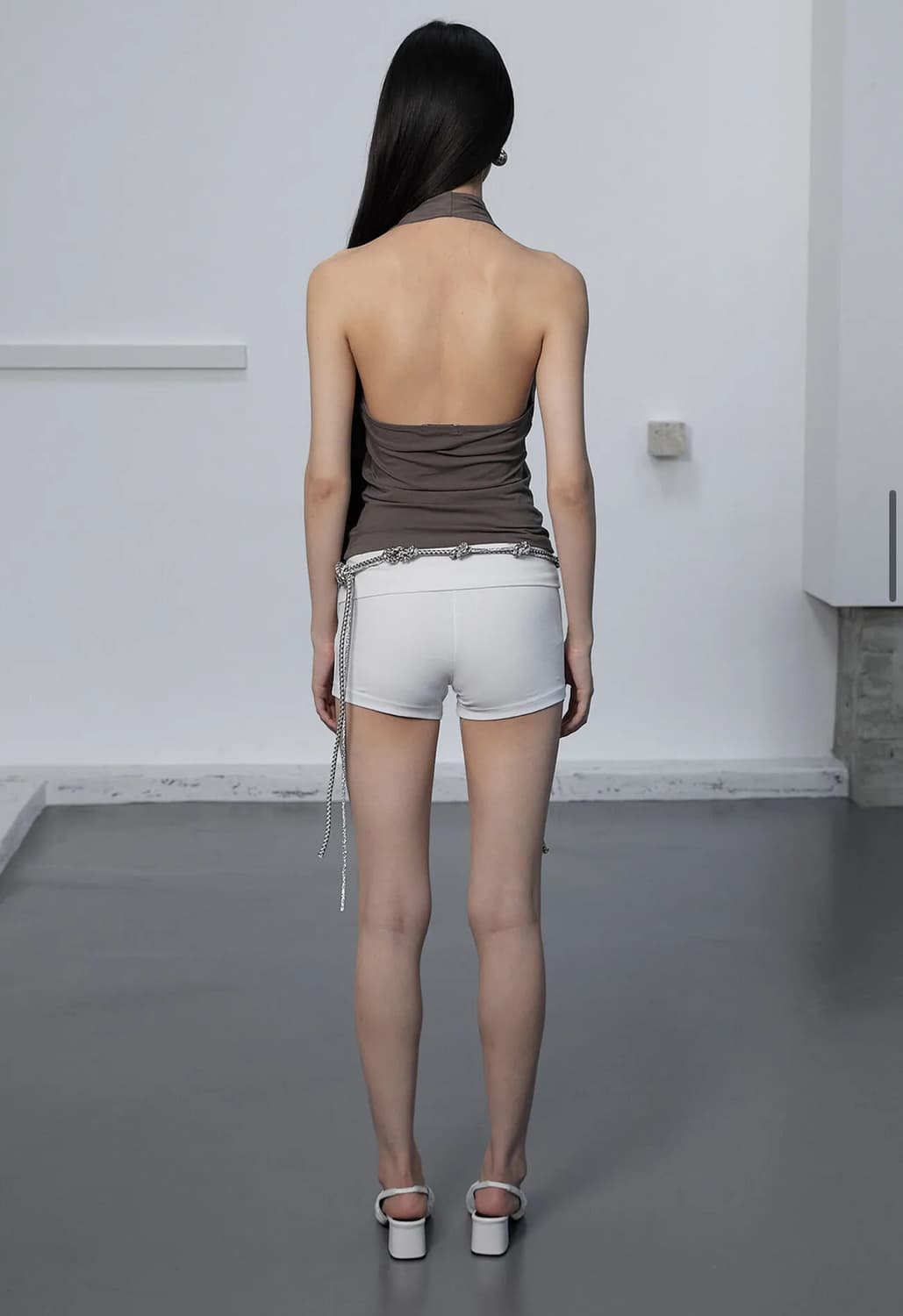 DRAPE HALTER NECK SLEEVELESS / BROWN 상품이미지4