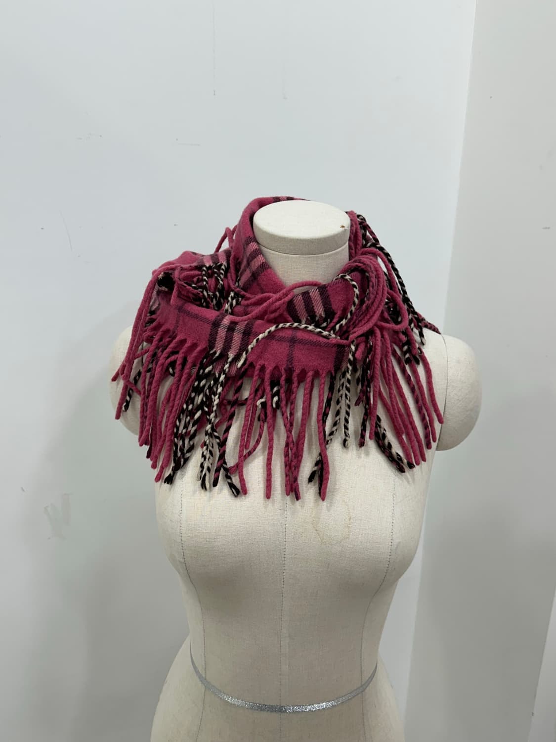 버버리 캐시미어 목도리 상품이미지4