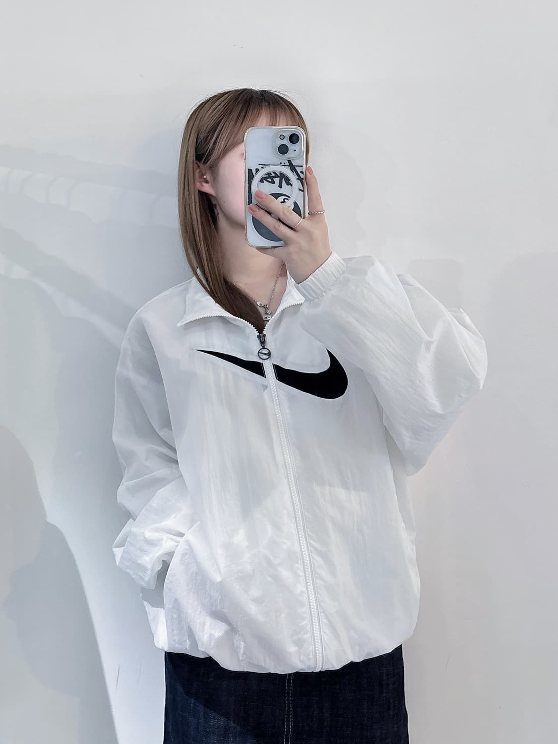 나이키 화이트 빅스우시 오버핏 바람막이 상품이미지1