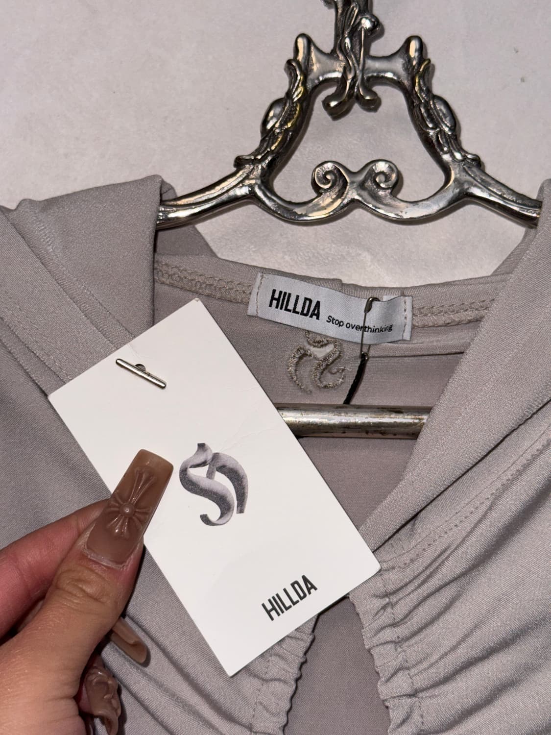 HILLDA Hole Sleeveless Hoodie (새제품) 상품이미지7