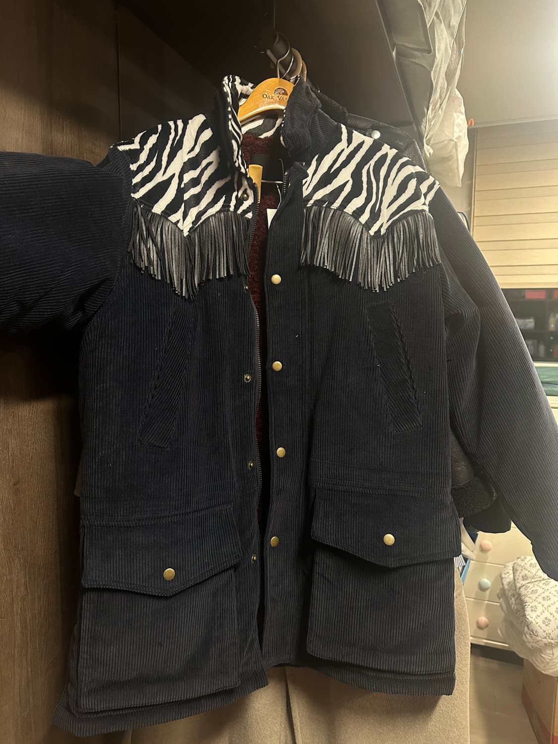 3CE 스타일난다 지브라 프린지 배색 리버시블 자켓 (미착용, 택有) 상품이미지2