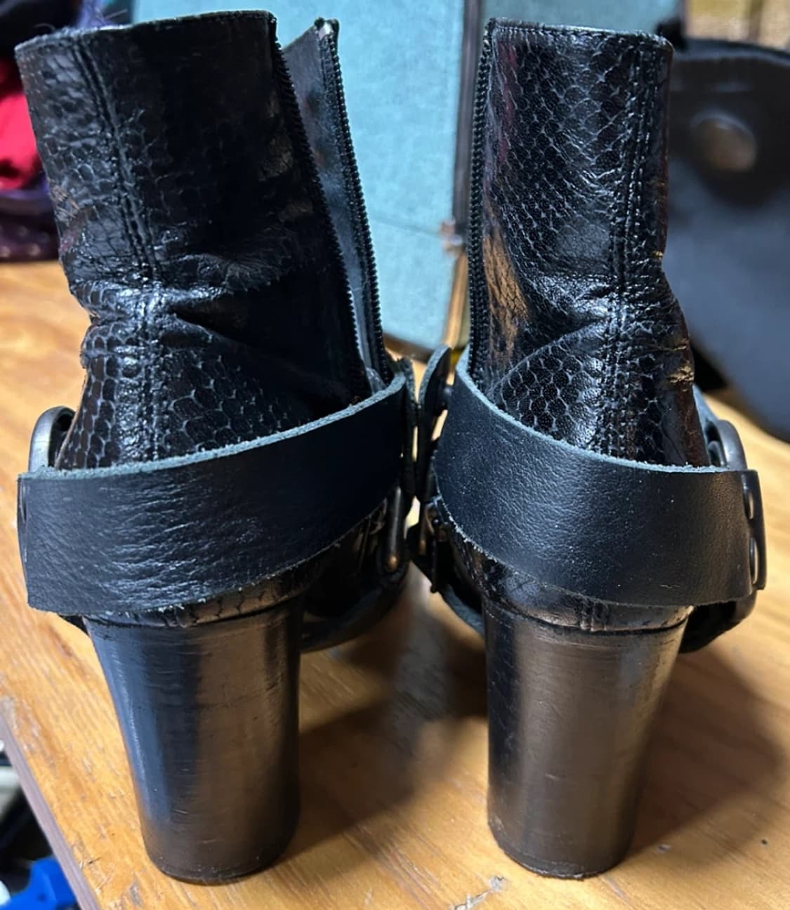 쟈딕앤볼테르 블랙 레더 앵클 부츠 37  상품이미지4