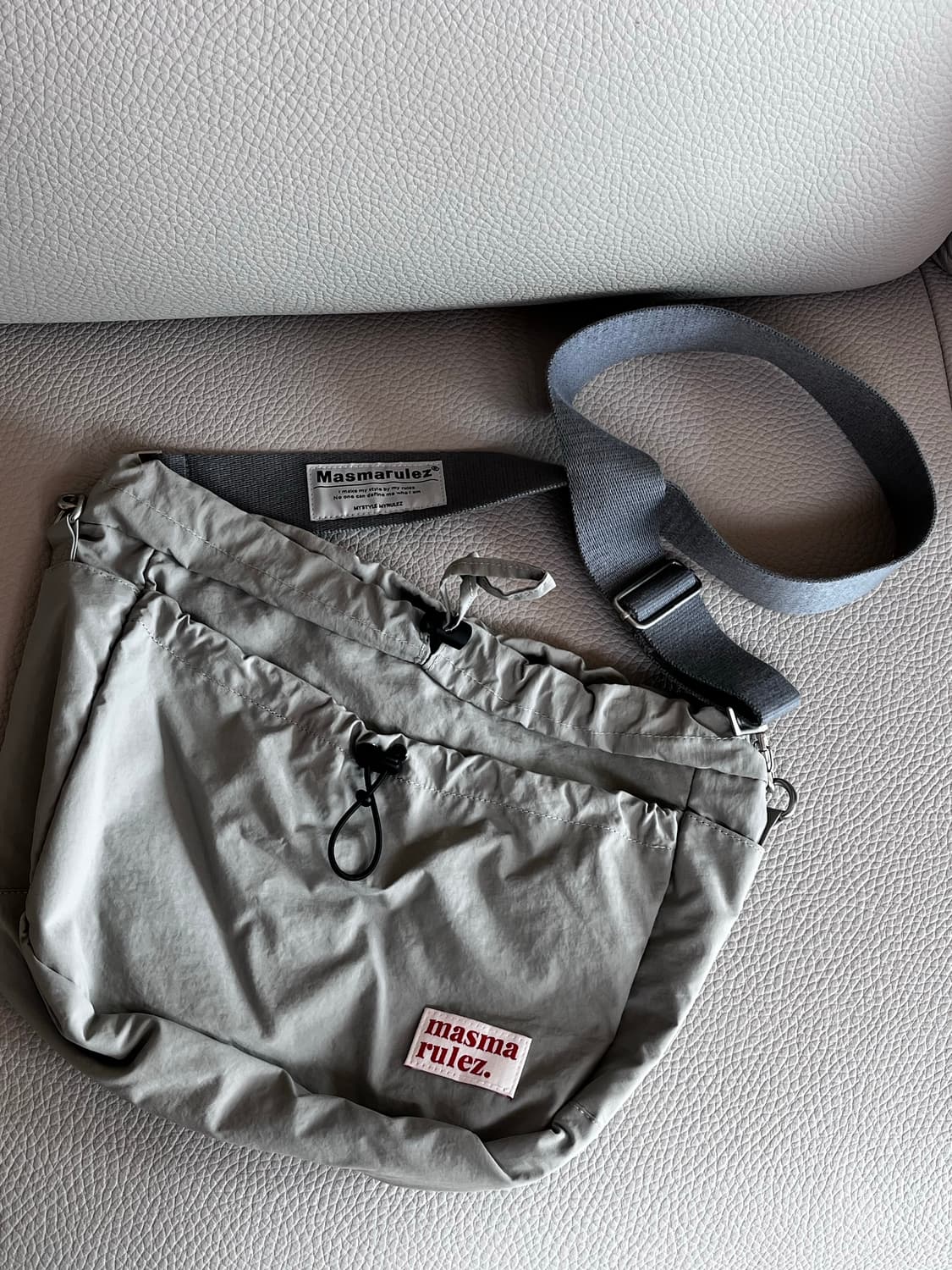 마스마루즈 크로스백 그레이 상품이미지2