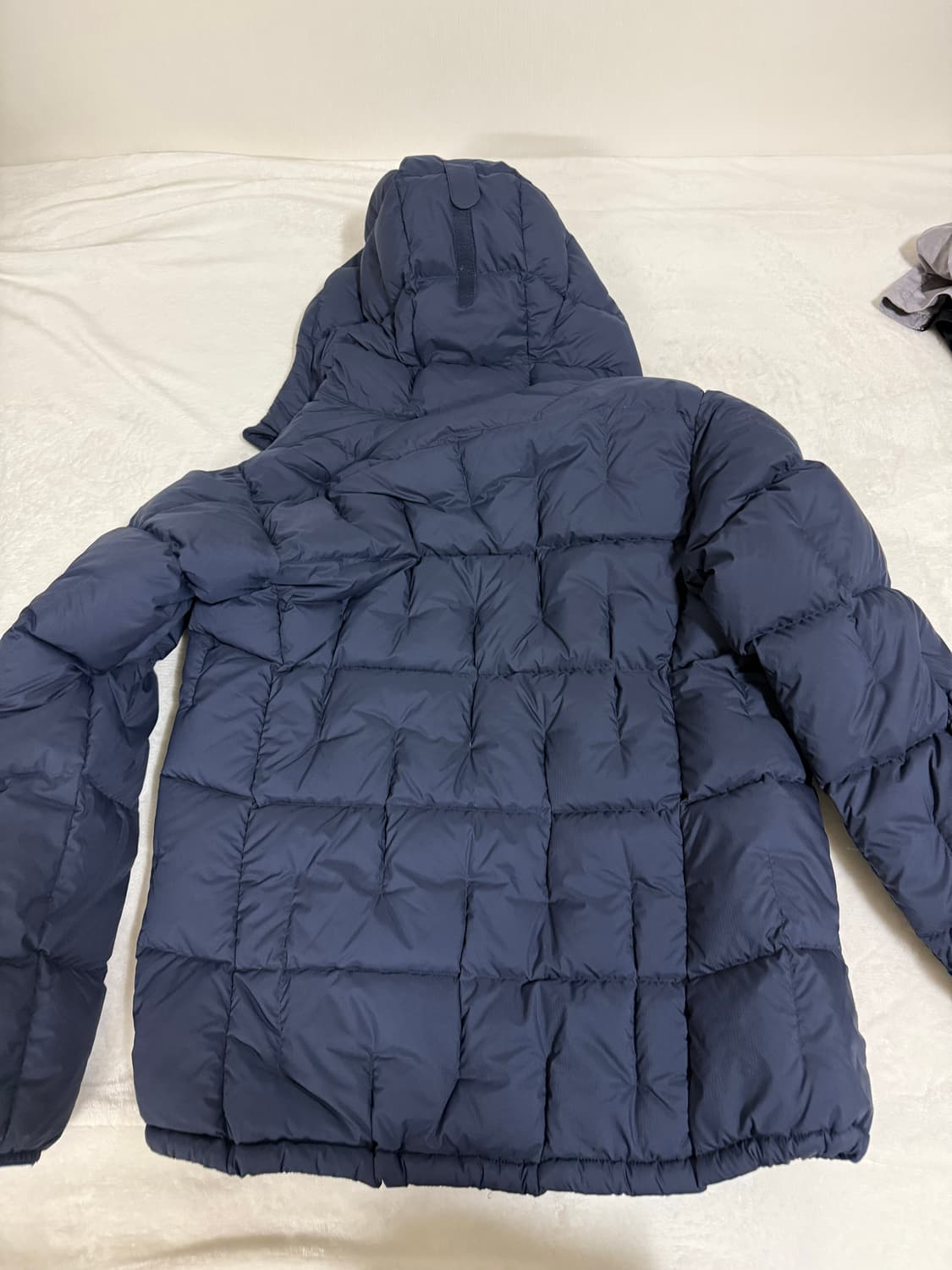 몽벨 네이지 s 네이비 색상 상품이미지2