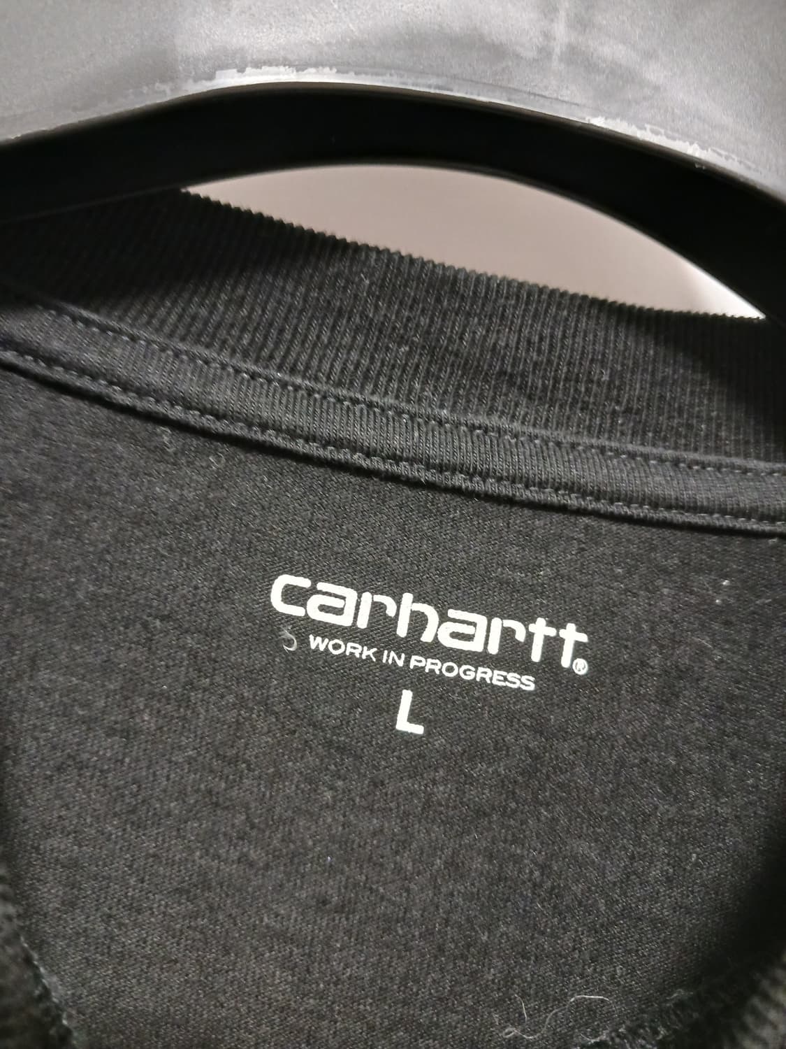 칼하트 로고 블랙 티셔츠 상품이미지3