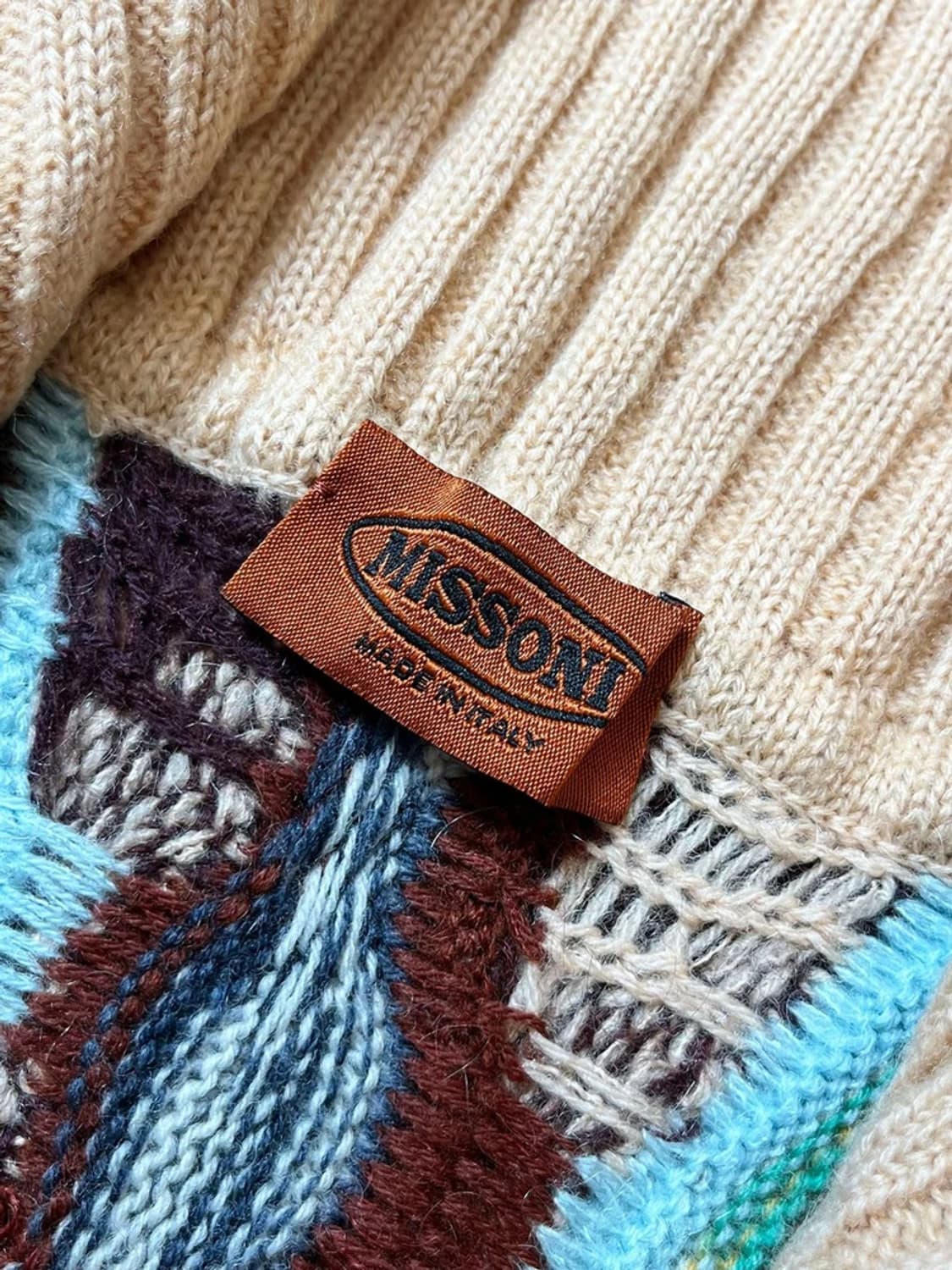 미쏘니 00's 투웨이 3D 케이블 하이넥 니트 가디건 PN7094 상품이미지9