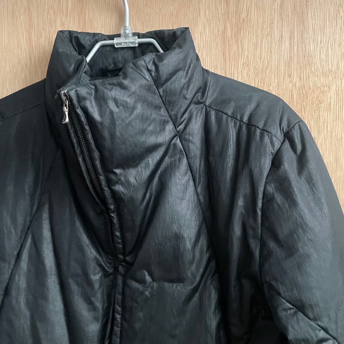 카즈유키쿠마가이 절개 패딩 상품이미지4