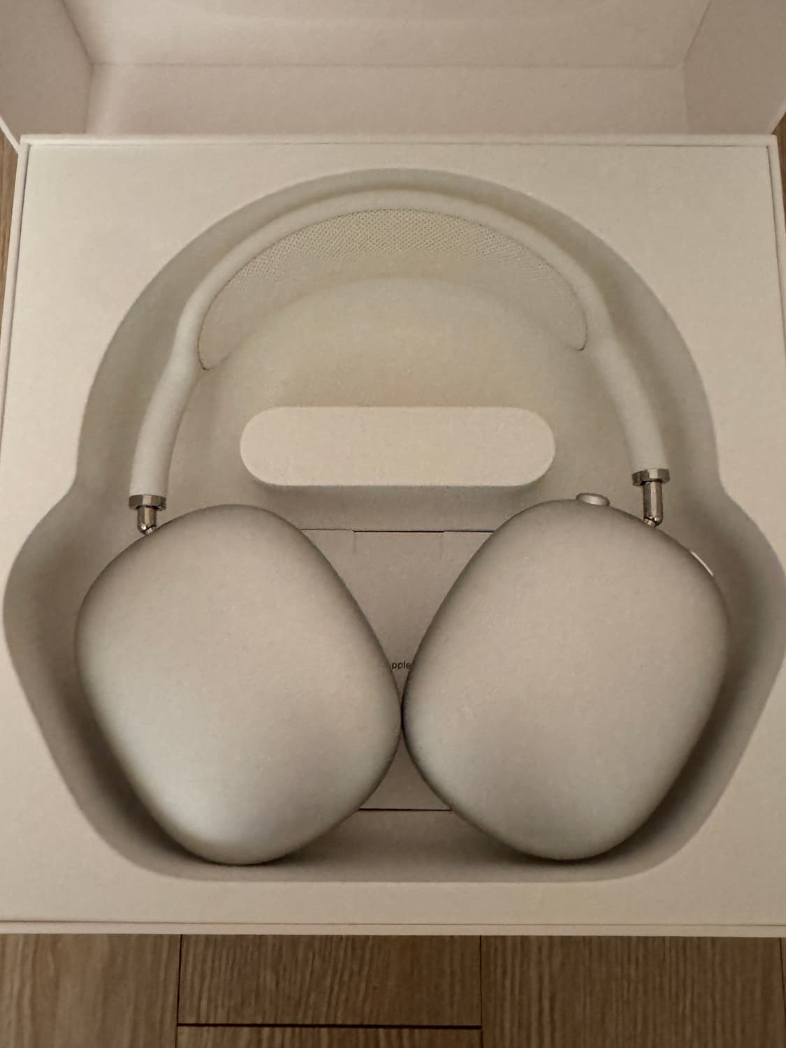 애플 에어팟 맥스 실버 헤드폰 (2024년 여름쯤구매) 상품이미지4