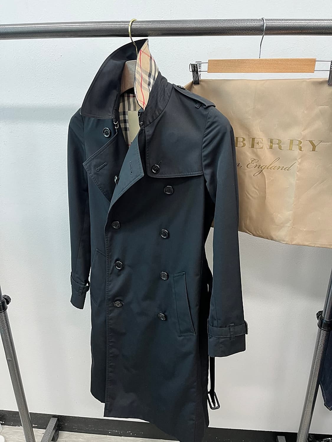 여) 버버리 블랙 트렌치코트  상품이미지3