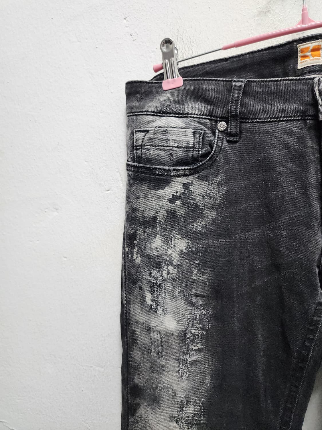 HUGO BOSS 블랙 워싱 데님 팬츠 상품이미지4