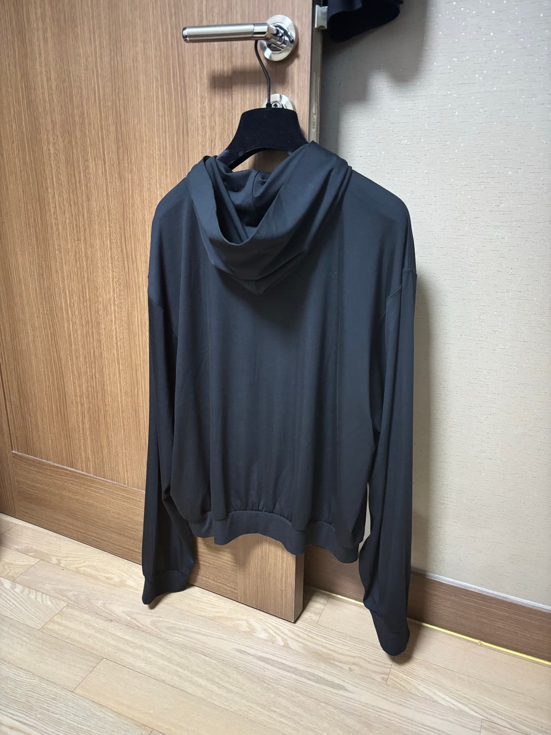 발렌시아가 가드로브 후드집업 상품이미지4