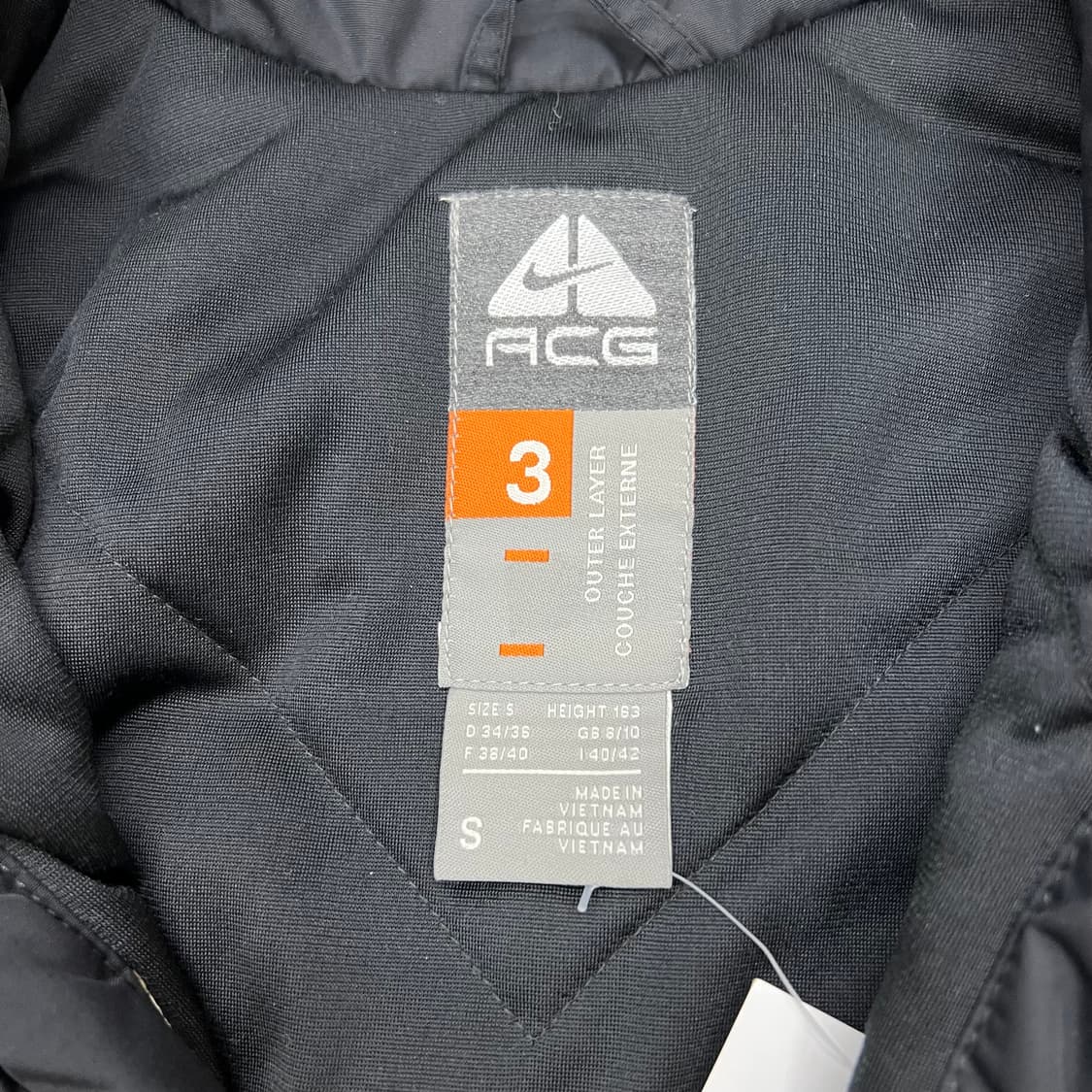 나이키 ACG 흰검 바람막이 상품이미지3