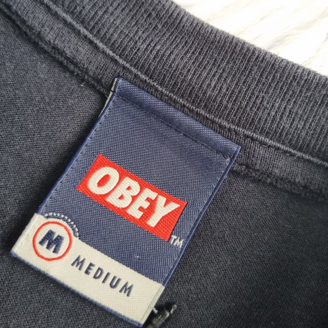 오베이 OBEY 스타 로고 프린트 긴팔 티셔츠 1938 상품이미지4
