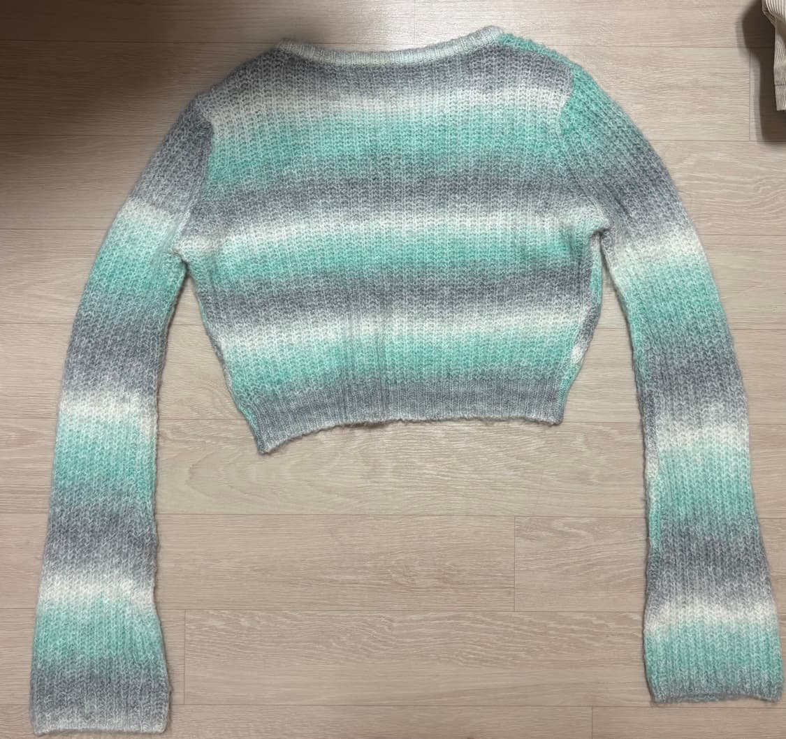 모리걸 민트그레이 크롭 니트 스웨터 상품이미지2