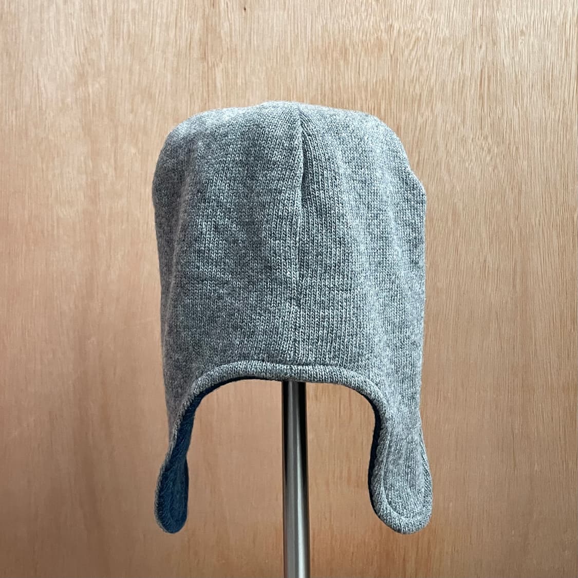 비비안웨스트우드 맨 이어플랩 비니 상품이미지3