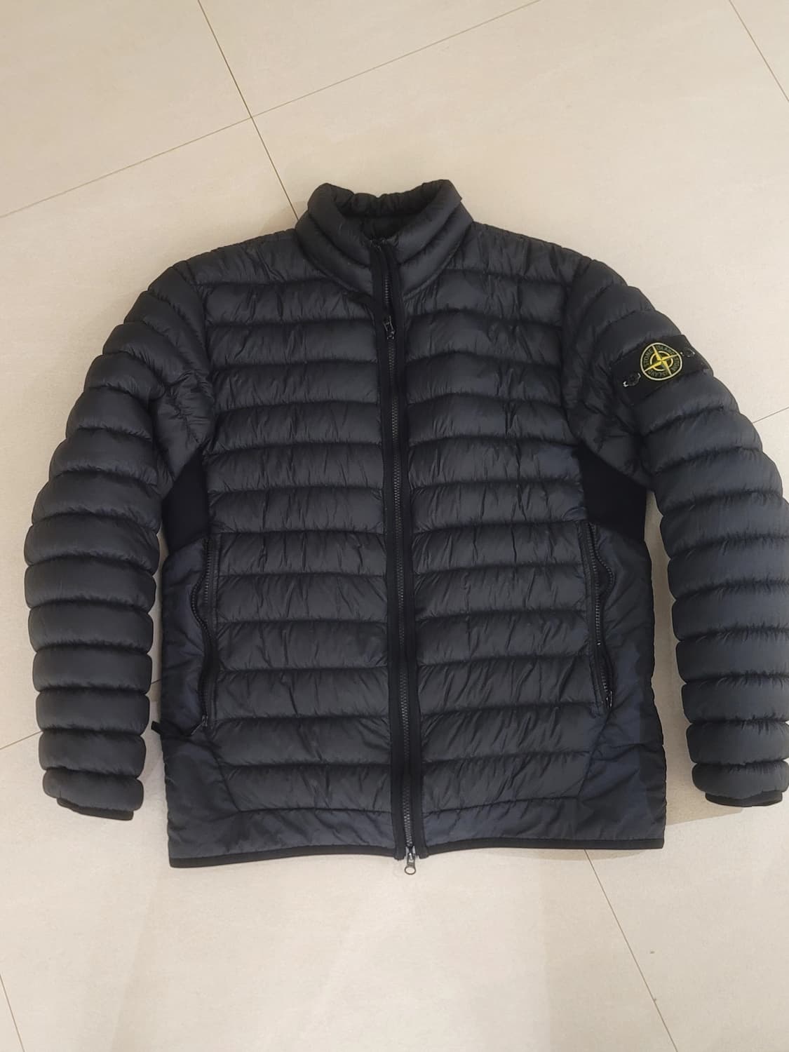 스톤아일랜드 경량패딩 xl 상품이미지4