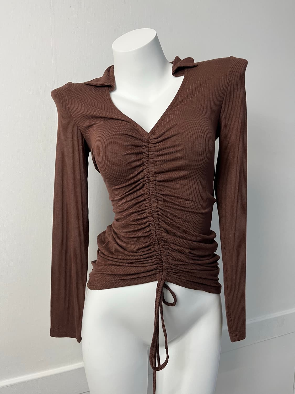 Shein 브라운 셔링 긴팔티 상품이미지1