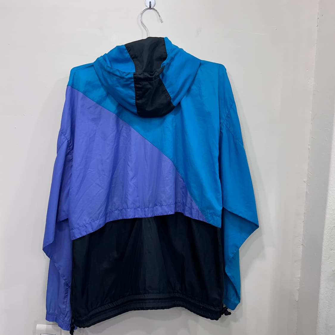나이키 스몰 로고 배색 메쉬 후드 아노락 상품이미지5