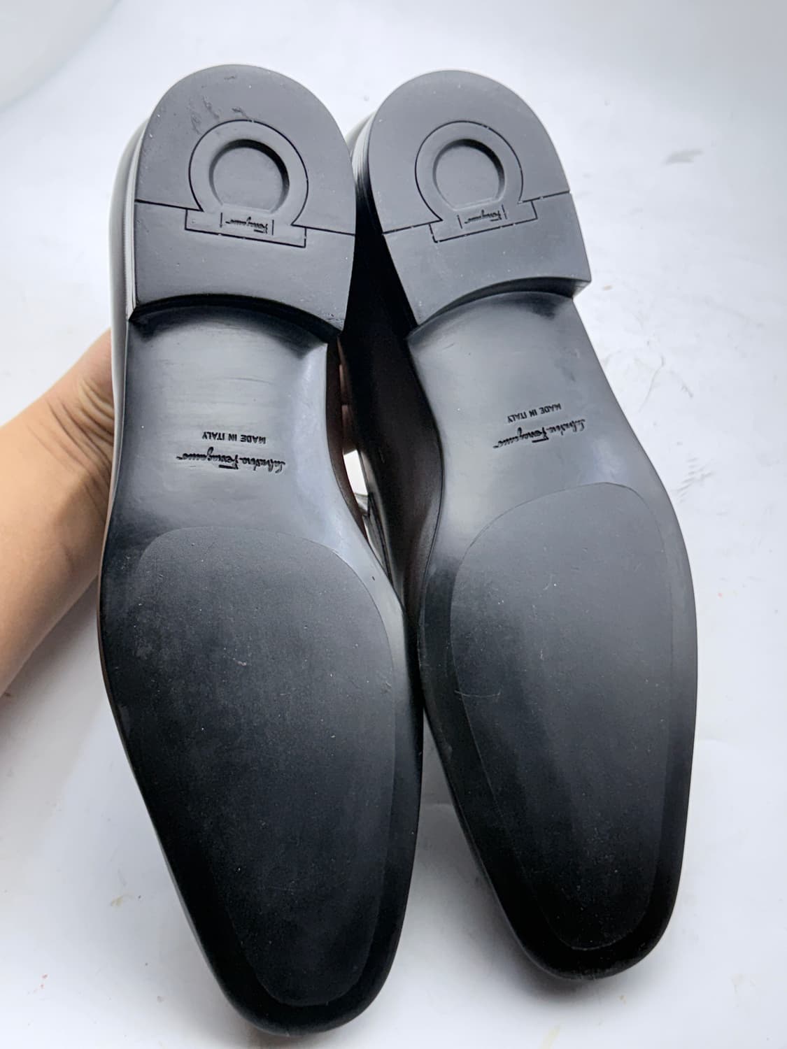 정품)페라가모270 상품이미지9