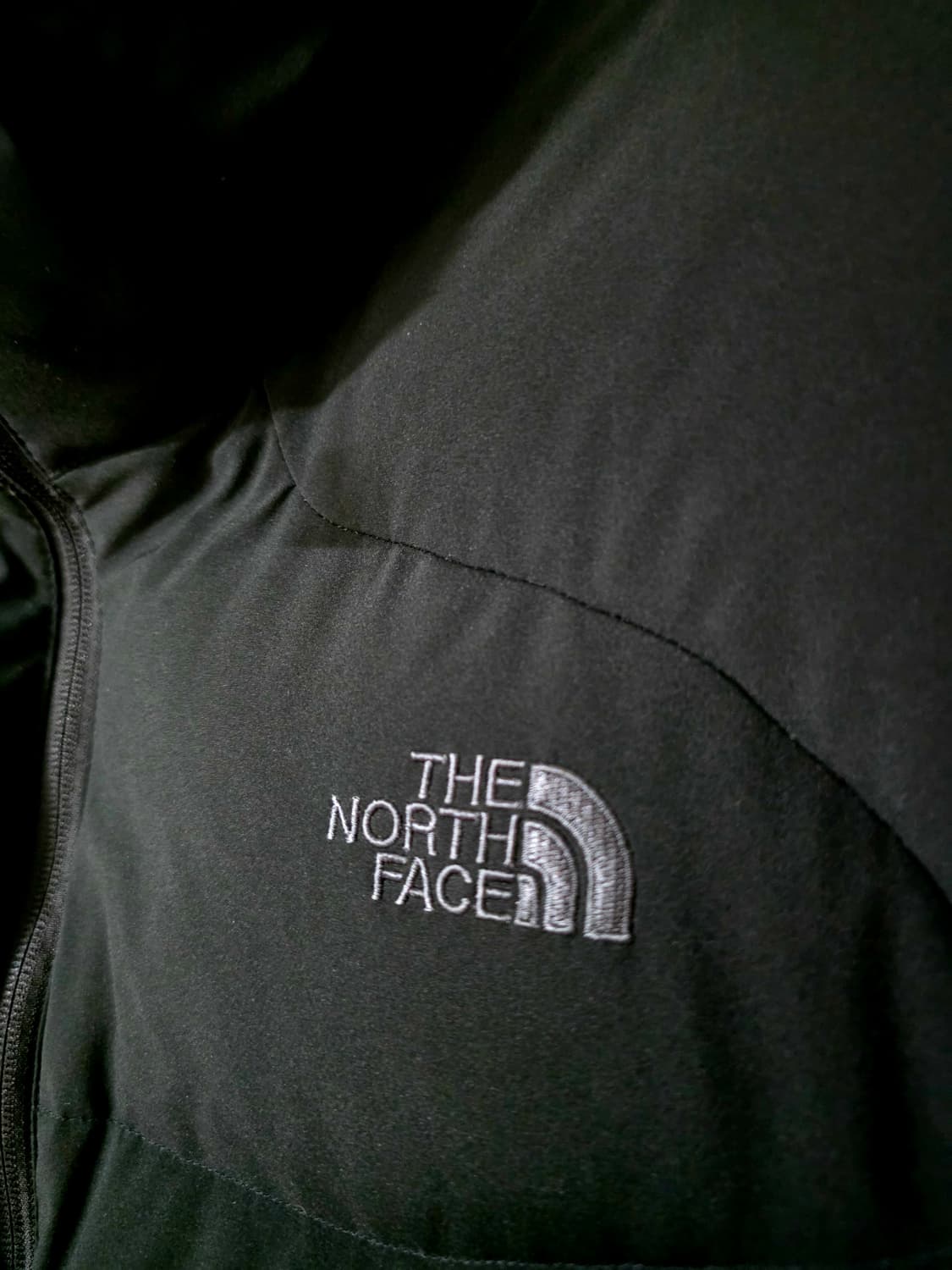 노스페이스 남성 구스다운 패딩점퍼. 
싸이즈  105
 상품이미지3