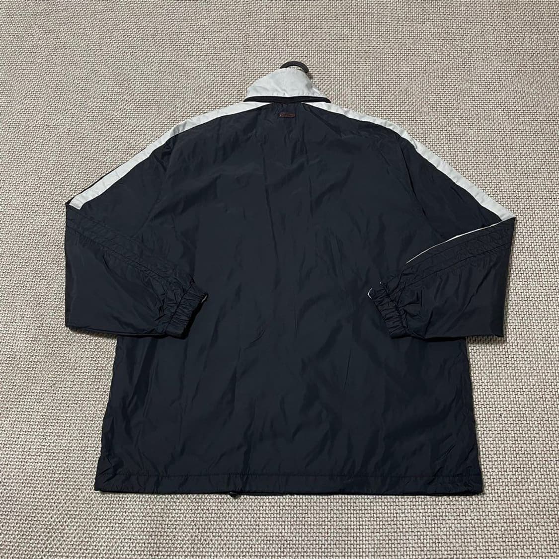 아디다스. 바람막이. 5992 상품이미지3