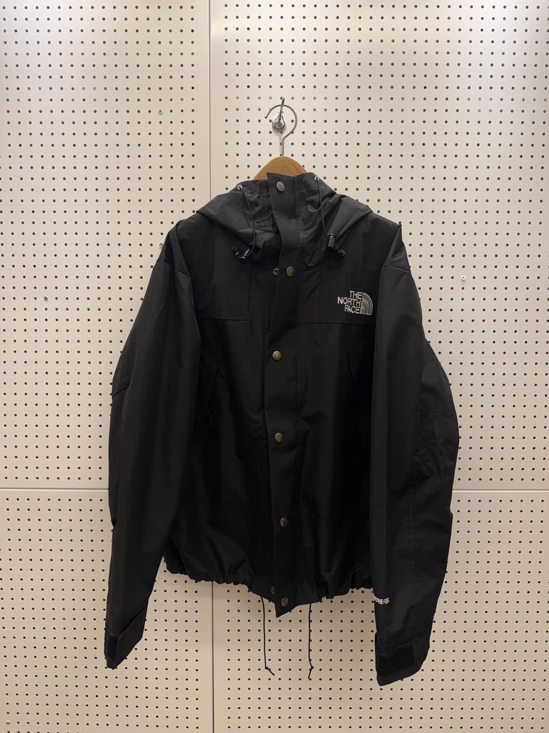 더 노스 페이스 고어텍스 후디드 패딩 자켓 U527 상품이미지2