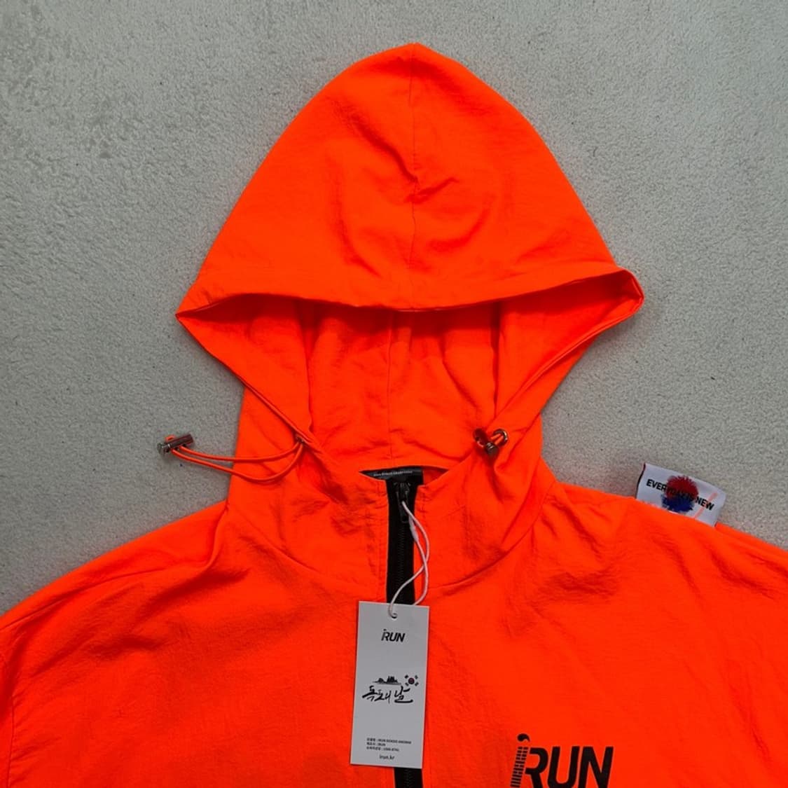 새상품 아이런 형광오렌지 아노락 바람막이 S 상품이미지4