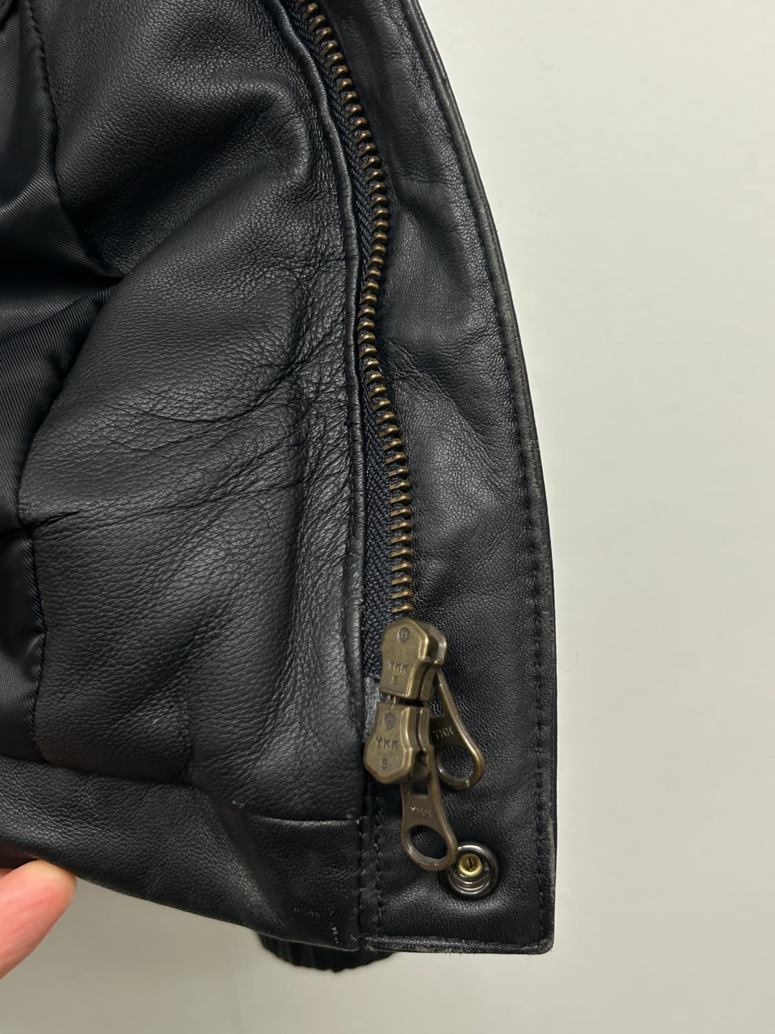 COMME CA 꼼사이즘 콜렉션 레더 다운자켓  상품이미지4