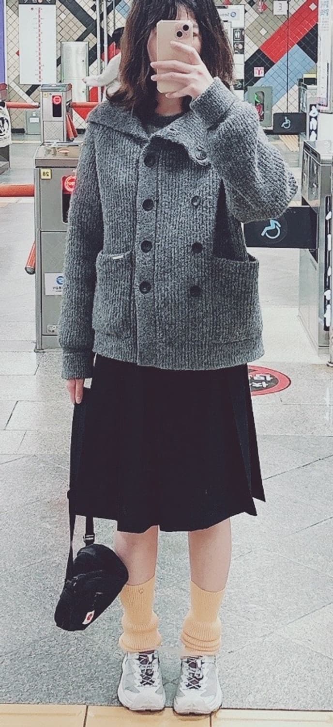 미세키서울 더블 버튼 볼드 니트 그레이 상품이미지2