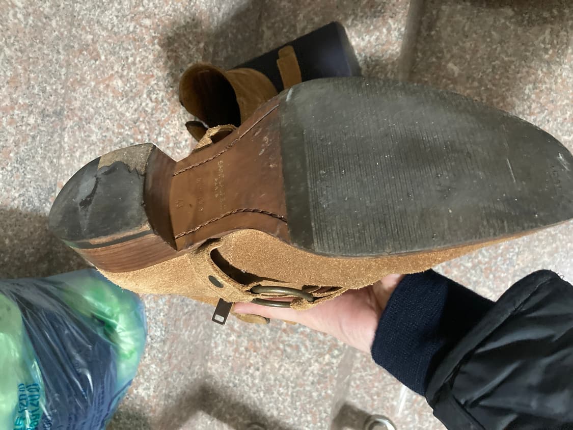 43) 생로랑 첼시부츠 와이어트 하네스 상품이미지4