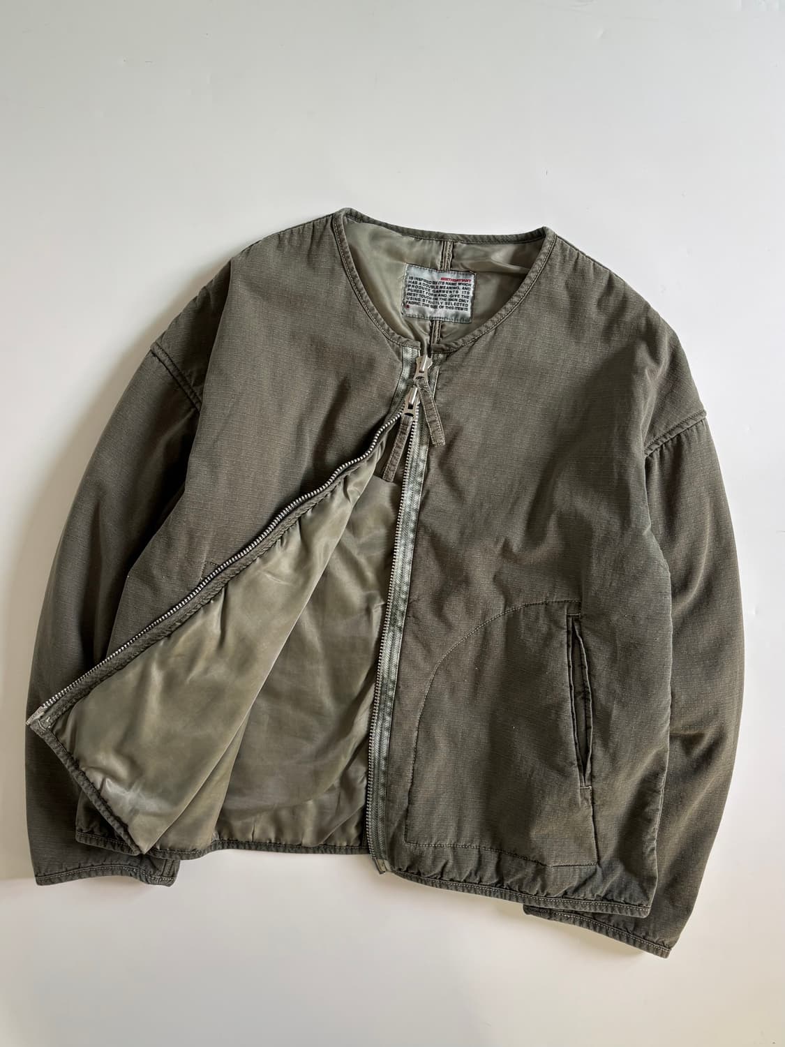 Birthdaysuit 벌스데이수트 논카라 카키 자켓 상품이미지6