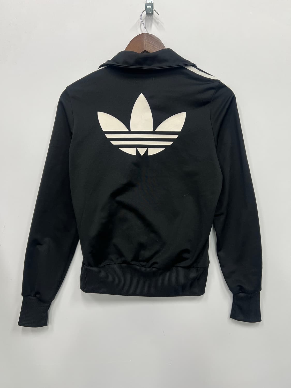 아디다스 블랙 트랙탑 상품이미지5