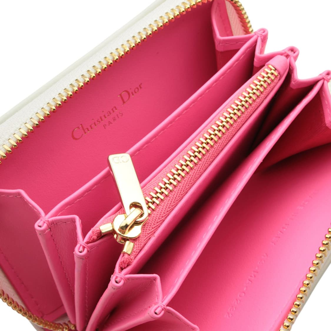 크리스찬 디올 바이브 보야저 지피 카드지갑 상품이미지4