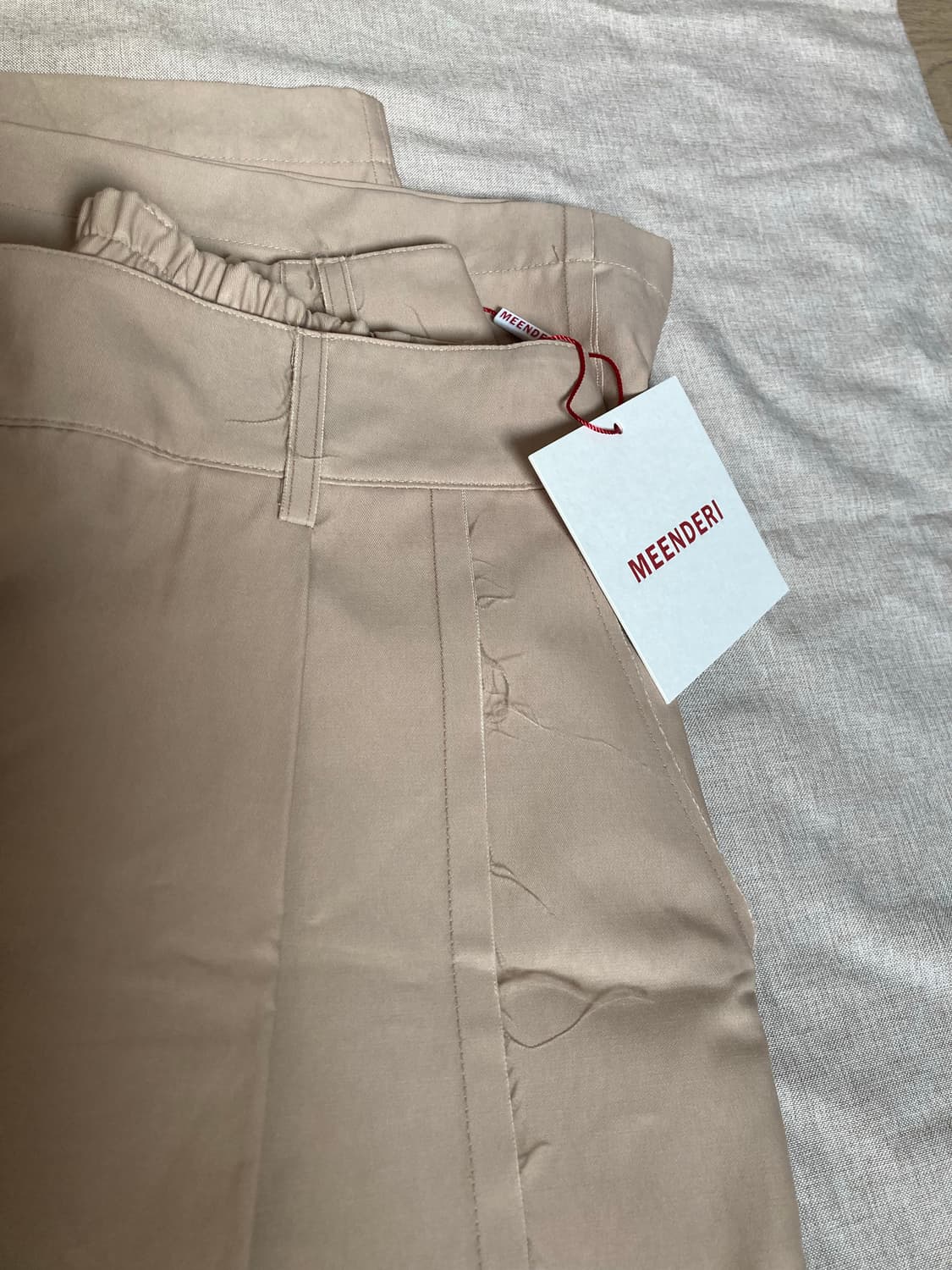 민더리 베이지 와이드 핀턱 팬츠 상품이미지8