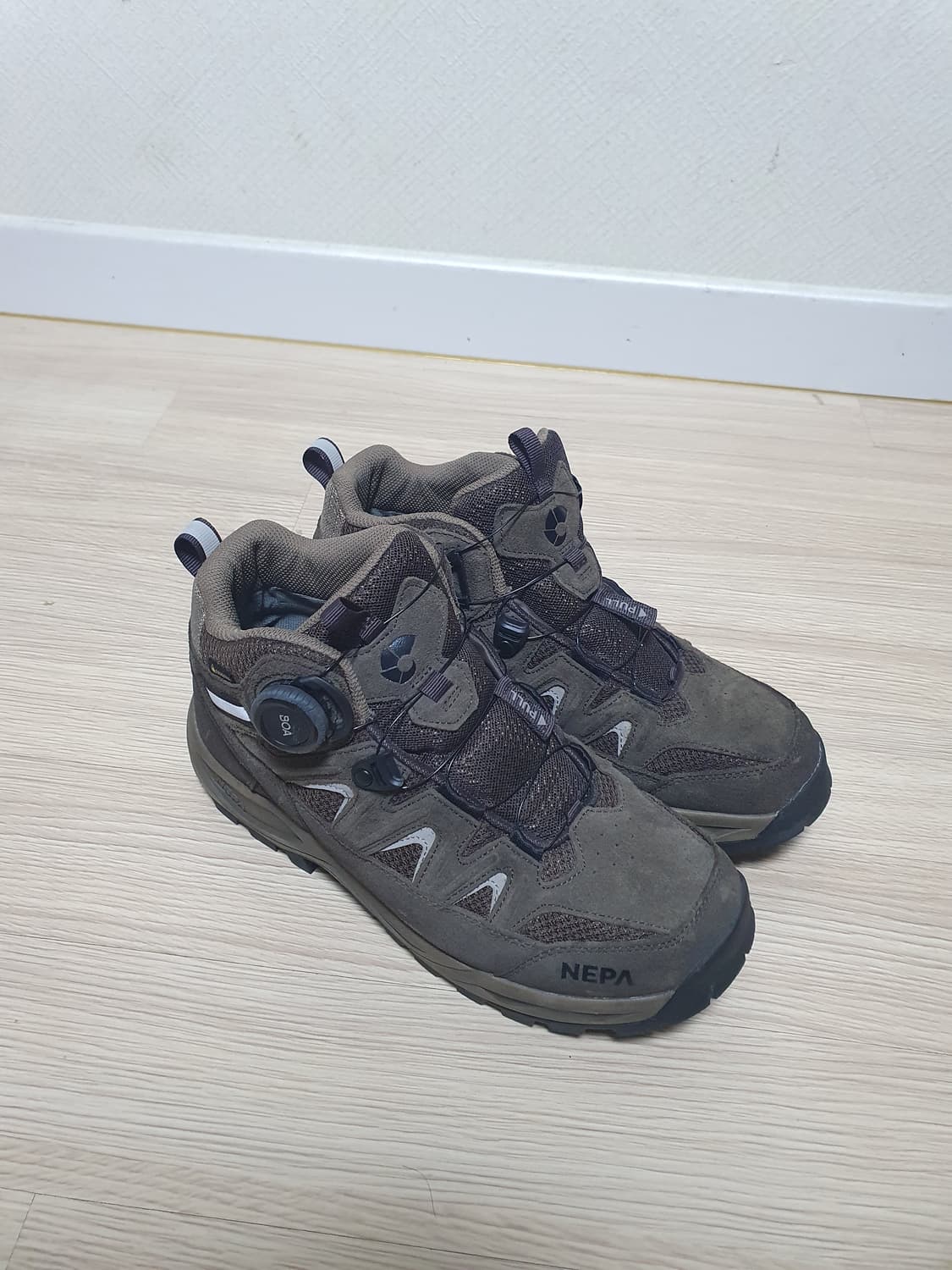 네파 칸네토 비브람 등산화 250 상품이미지2