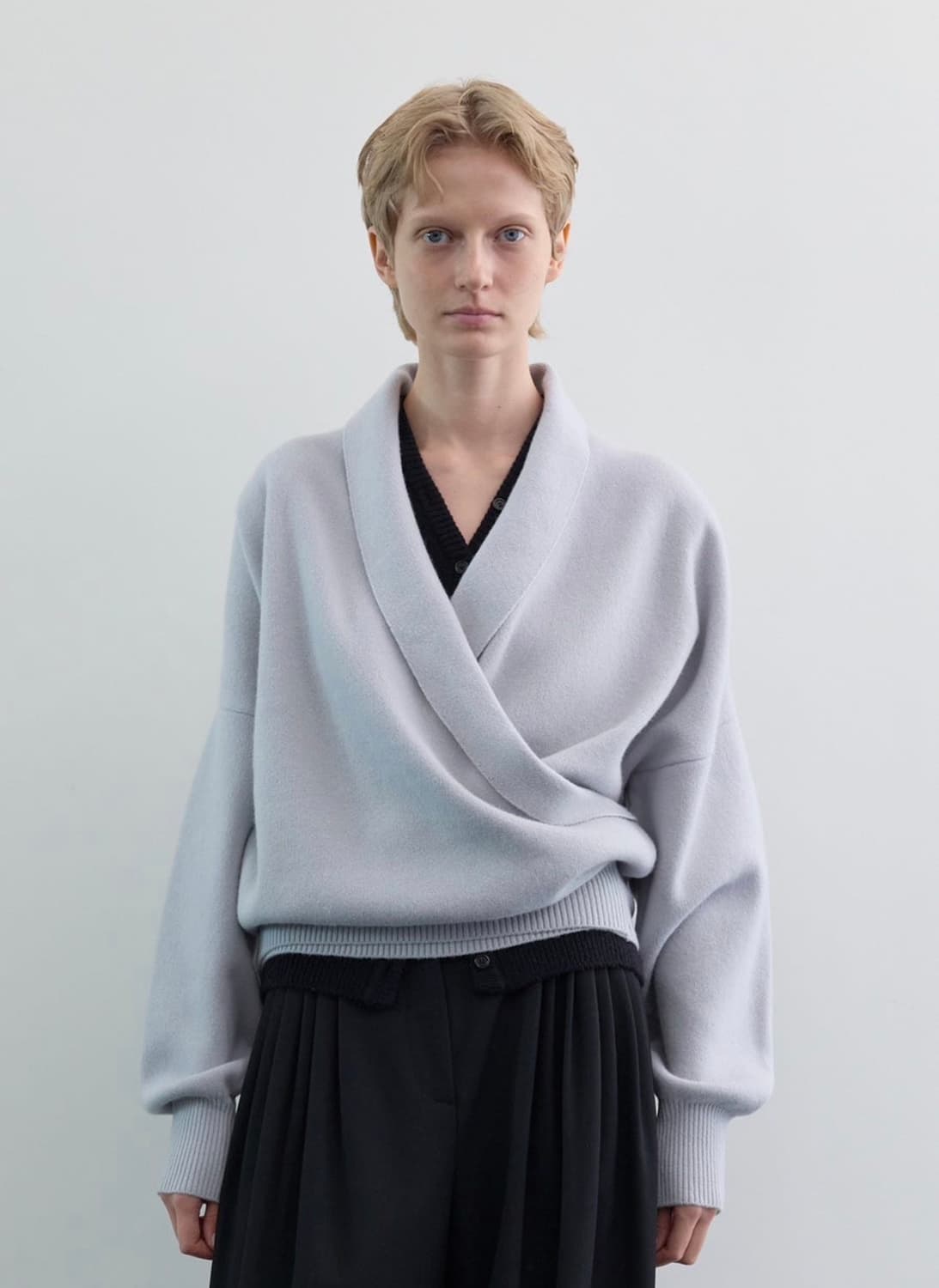 문달 캐시미어 숄 카라 탑 니트 구합니다. 상품이미지2