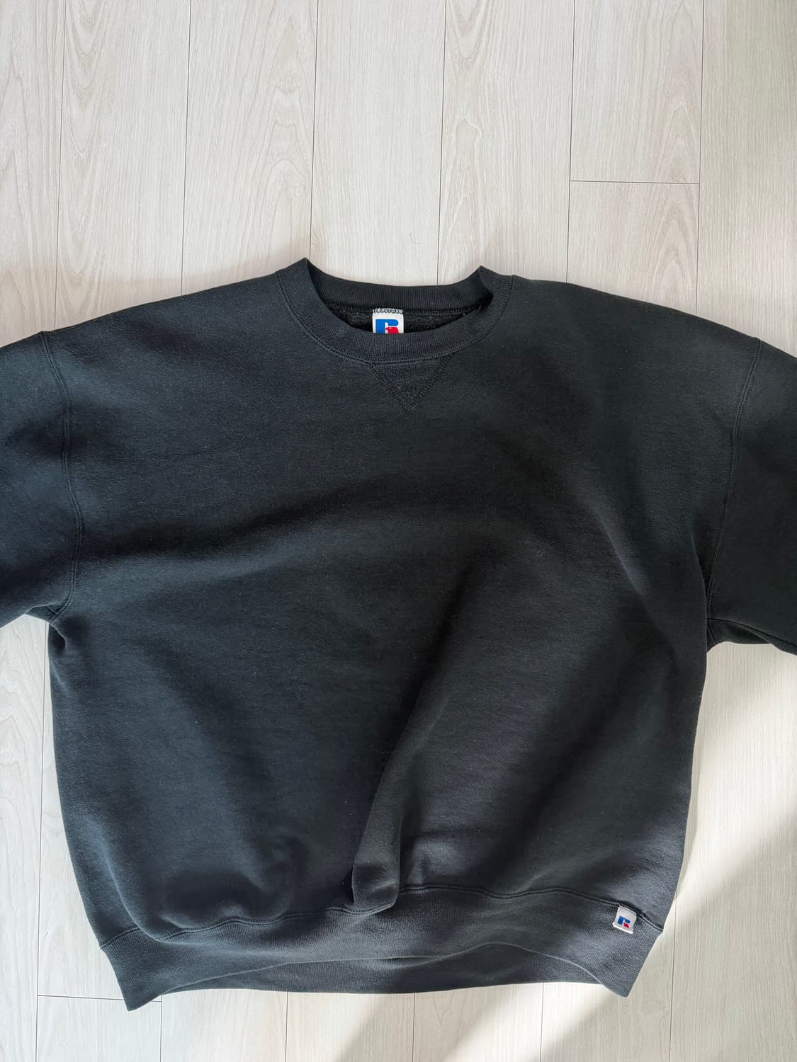 (105) 러셀 맨투맨 블랙 xxl  상품이미지2