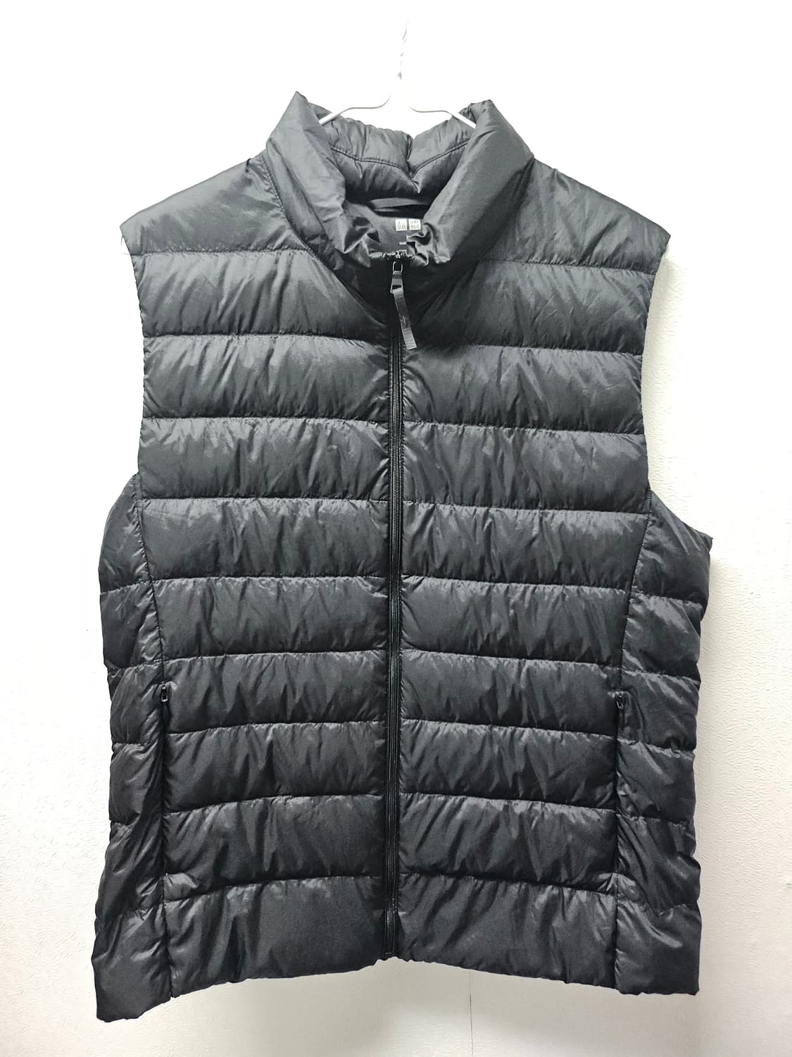 유니클로 경량 패딩 조끼 블랙  XL  남여가능 상품이미지1