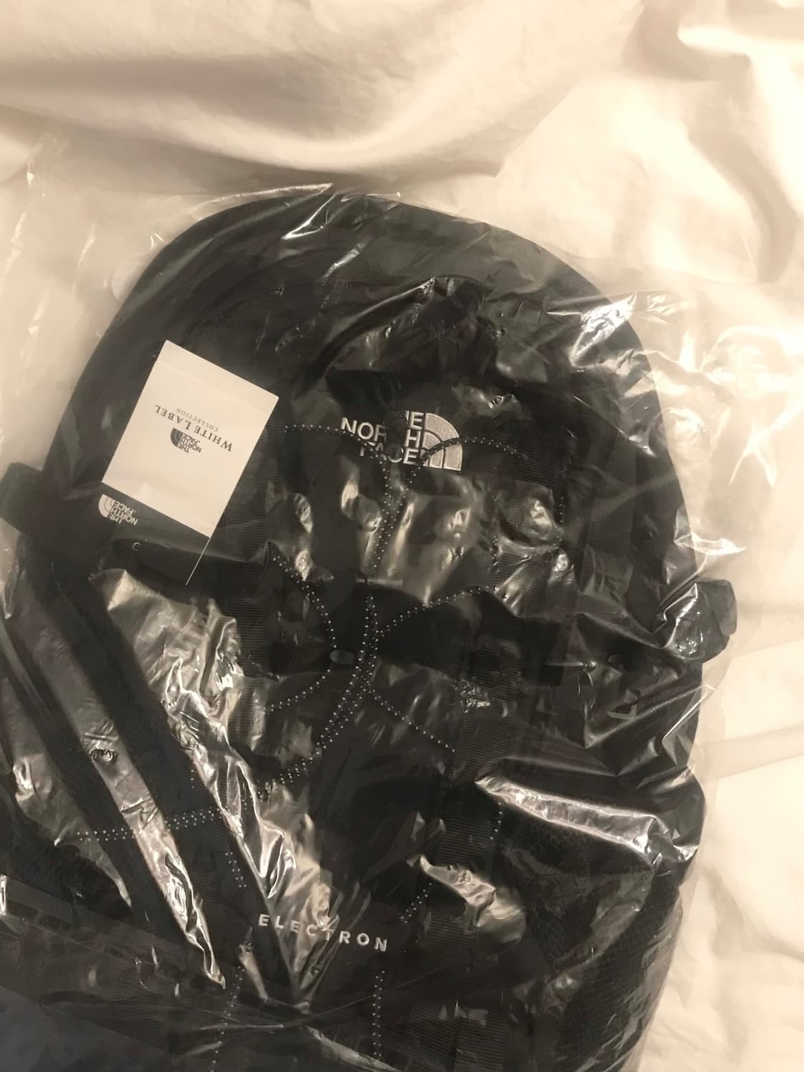 노스페이스 화이트라벨 일렉트론18 새상품 상품이미지3