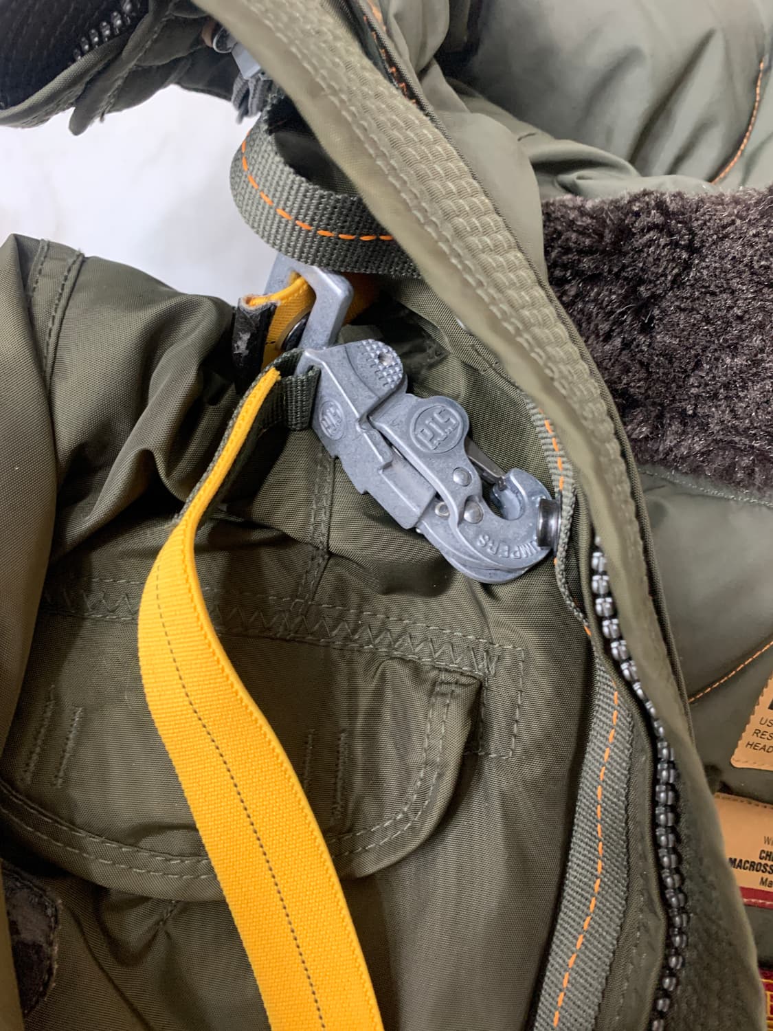 파라점퍼스 라이트핸드 마스터 피스 M사이즈 패딩 상품이미지3