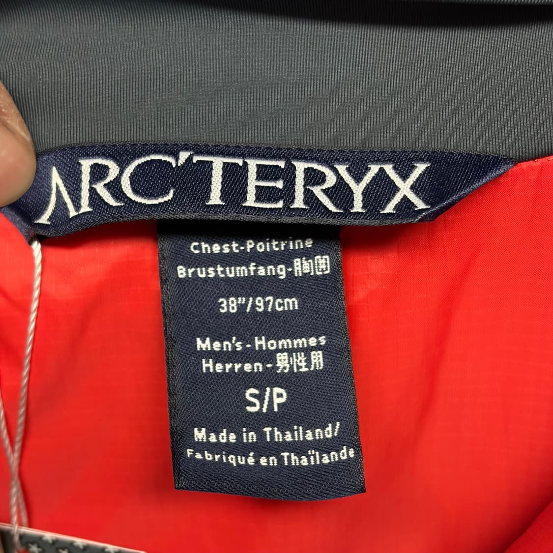 [구형 정품] 아크테릭스 아톰 AR 후디 버건디 상품이미지4